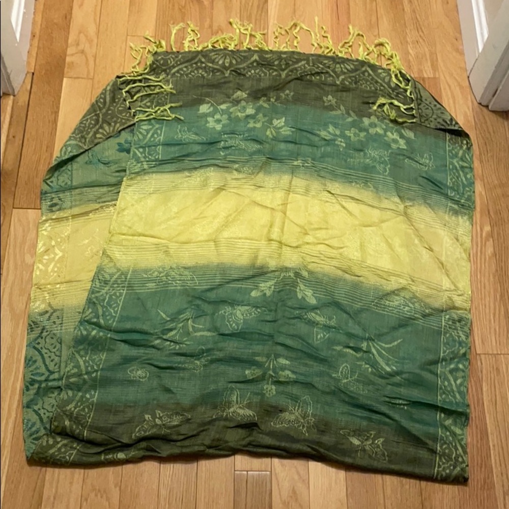 Yellow and green scarf